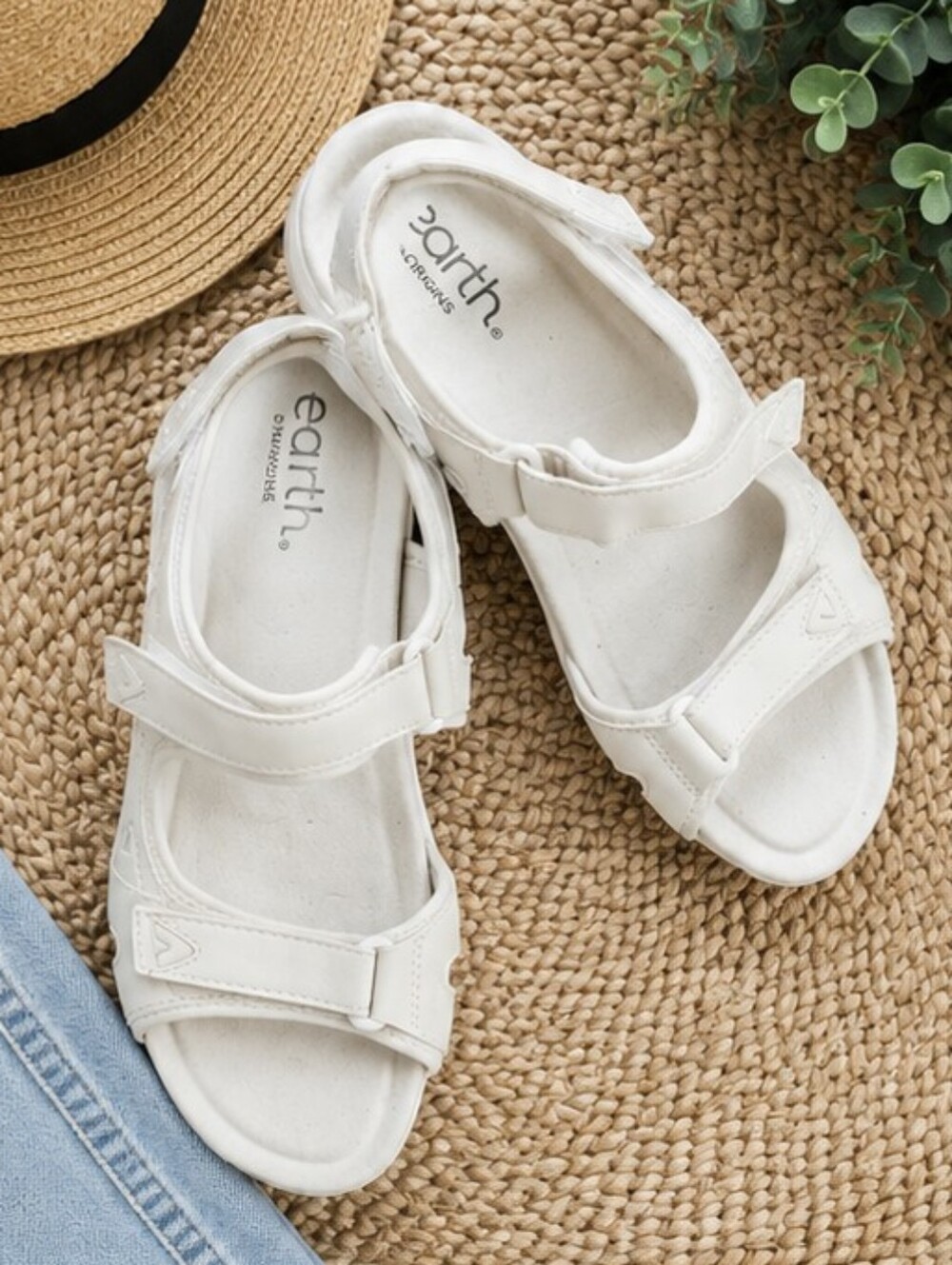 Earth Origins Size 11 White Comfort Walking Sandals